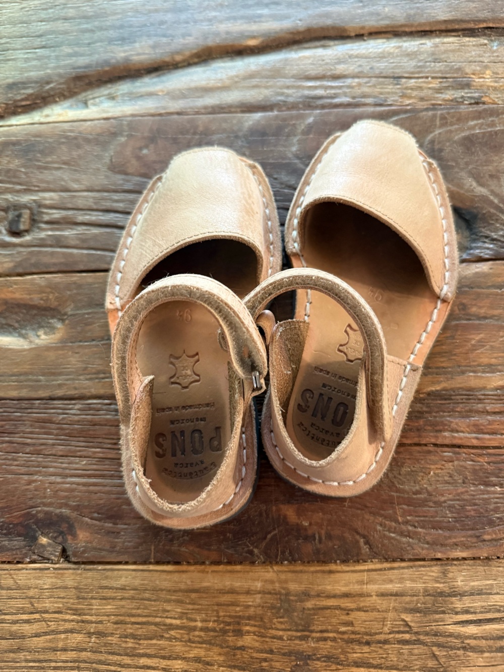 Kids Avarcas Pons Tan Leather Closed-Toe Sandals